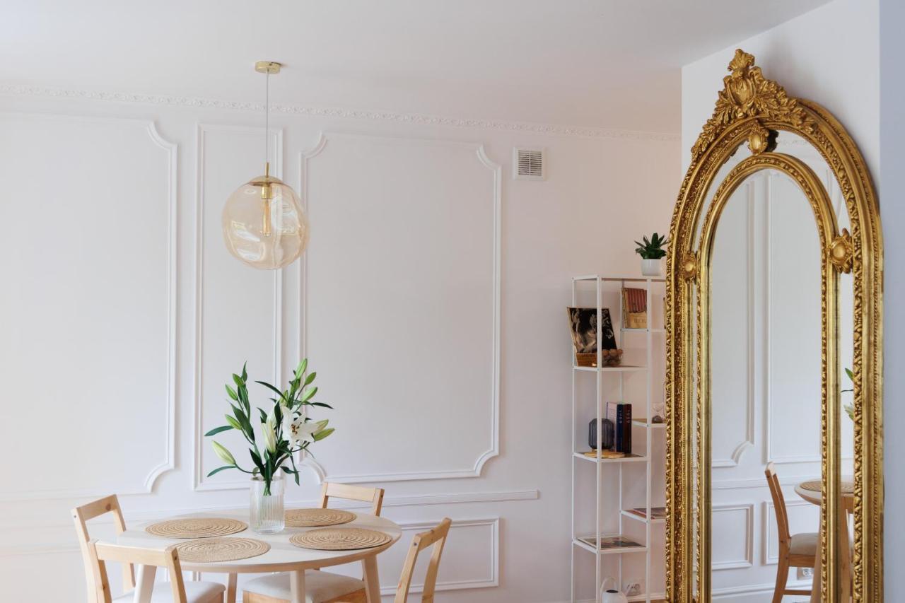 Maison Bruehl - Apartamenty Przy Ogrodzie Saskim ワルシャワ エクステリア 写真