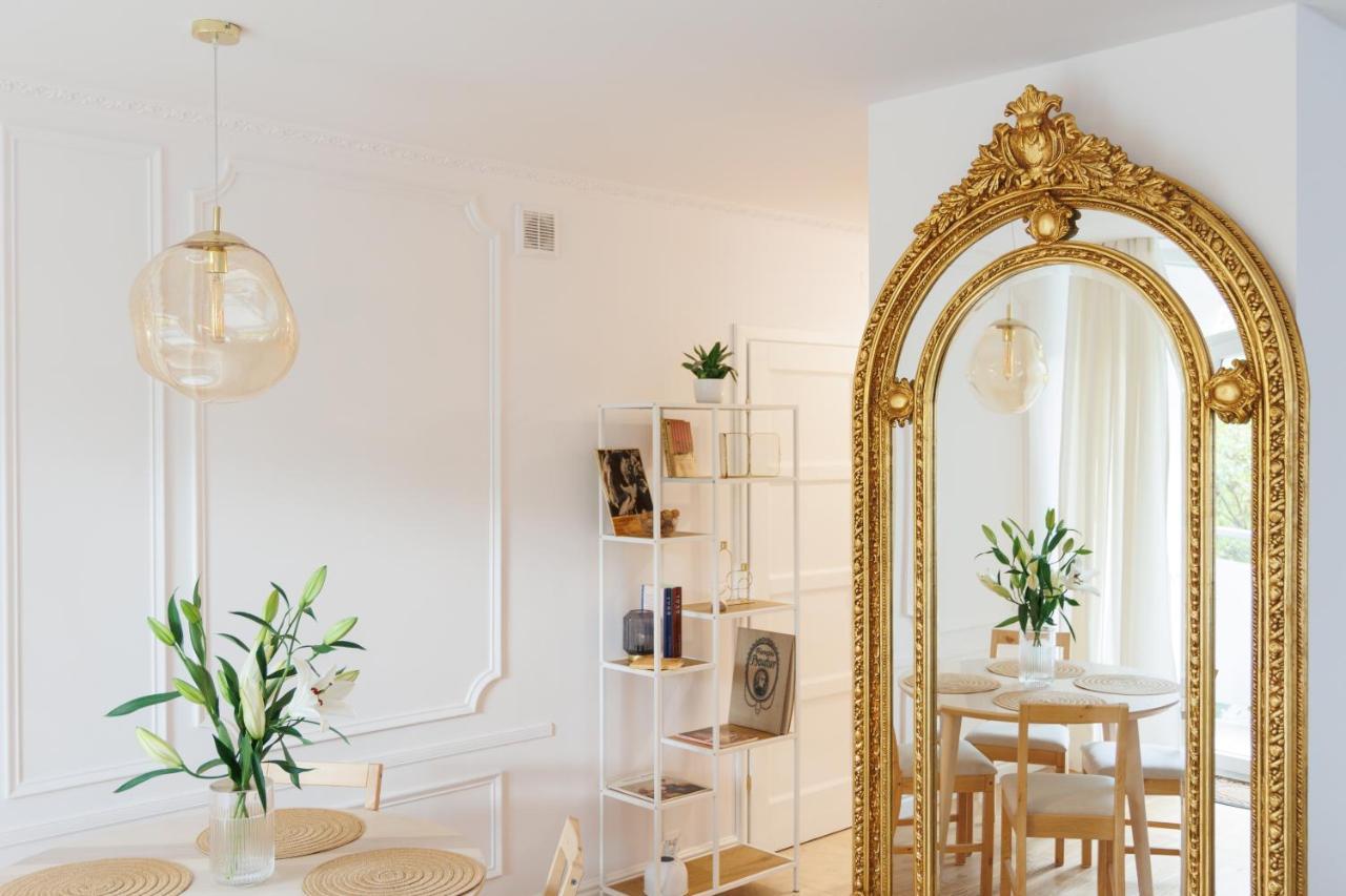Maison Bruehl - Apartamenty Przy Ogrodzie Saskim ワルシャワ エクステリア 写真